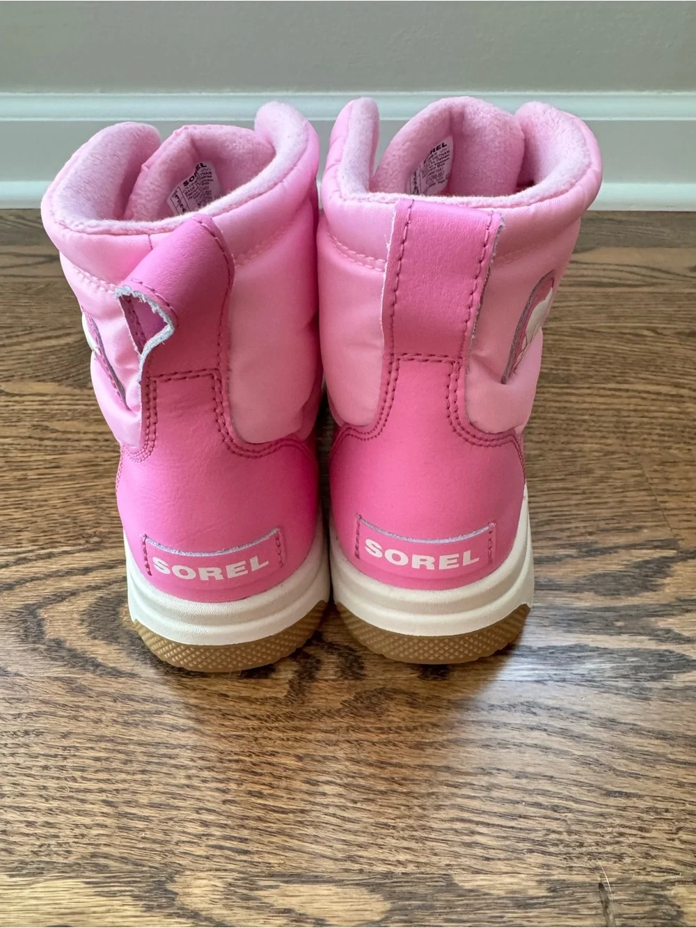NWOTSorel Pink Kids Lace-Up Insulated Winter Boots